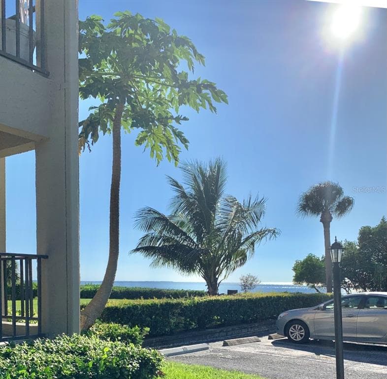 1723 GULF ROAD UNIT 201 TARPON SPRINGS, FL 34689