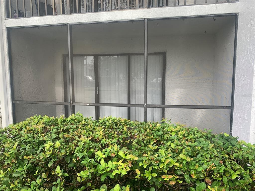 1326 PINE RIDGE CIRCLE E UNIT A1 TARPON SPRINGS, FL 34688