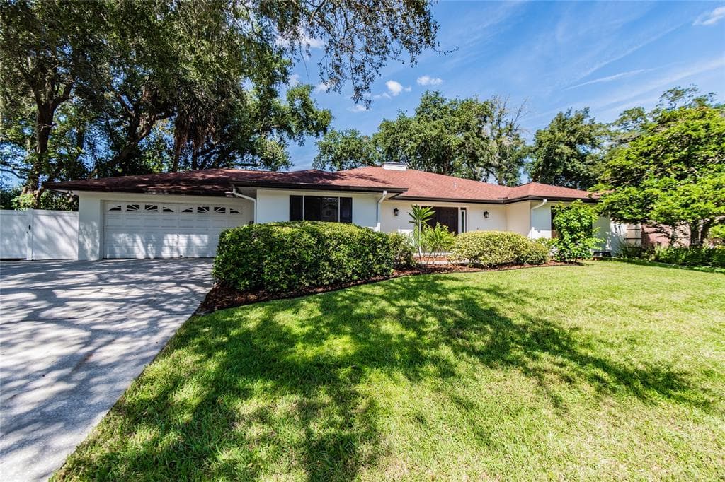 6308 N QUEENSWAY DRIVE TEMPLE TERRACE, FL 33617