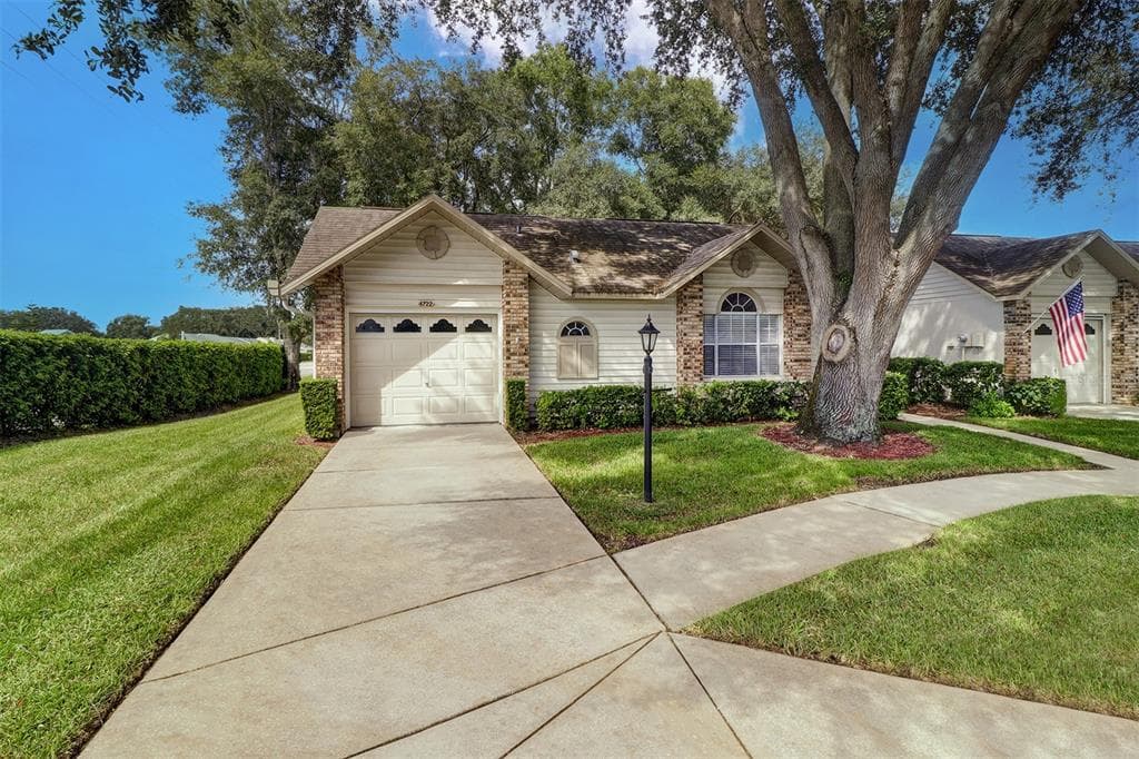 4722 WALLINGFORD COURT UNIT 4722 NEW PORT RICHEY, FL 34655