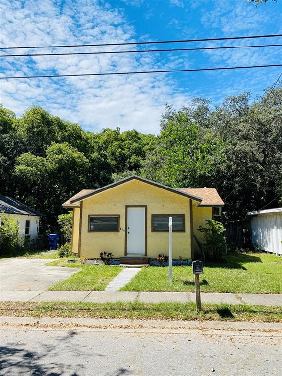 423 5TH STREET NW LARGO, FL 33770