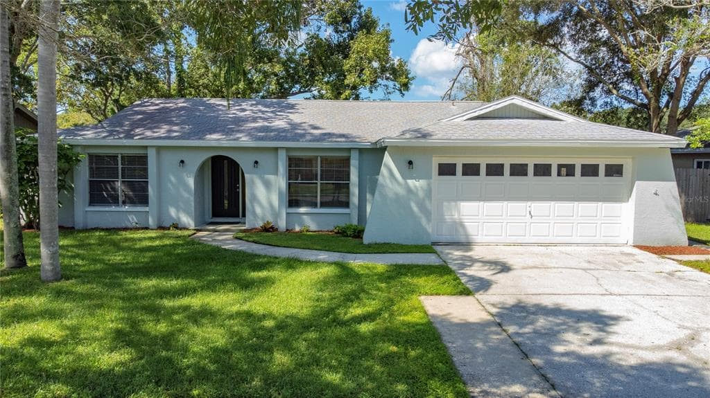 404 TANGERINE DRIVE OLDSMAR, FL 34677