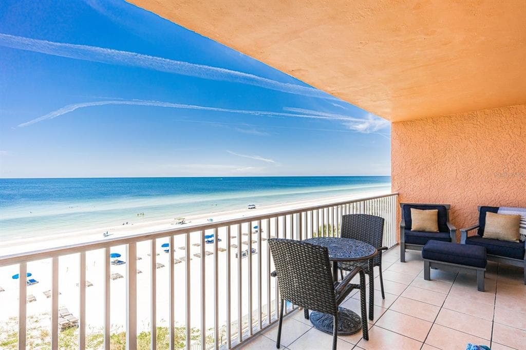 20002 GULF BOULEVARD UNIT 2602 INDIAN SHORES, FL 33785