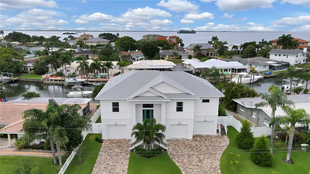 2274 EDYTHE DRIVE DUNEDIN, FL 34698