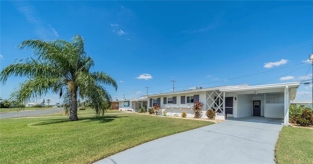 1205 CHEVY CHASE DRIVE SUN CITY CENTER, FL 33573