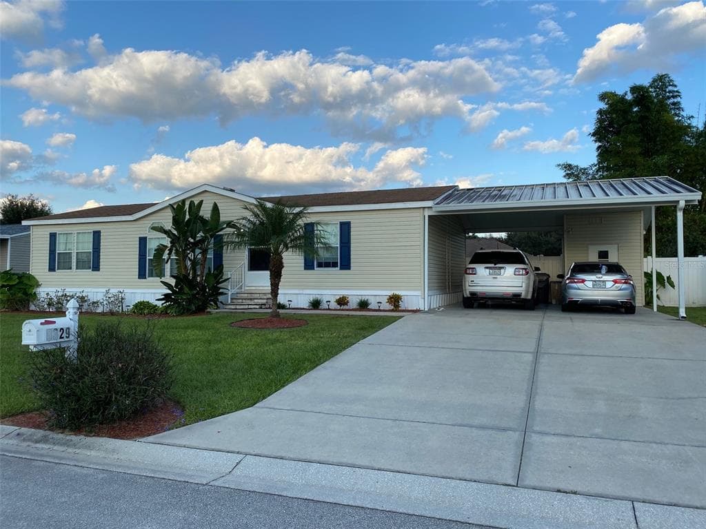 8329 MITCHALL DRIVE LAKELAND, FL 33809