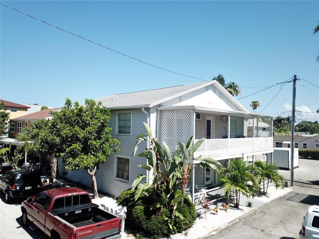 134 86TH TERRACE TREASURE ISLAND, FL 33706