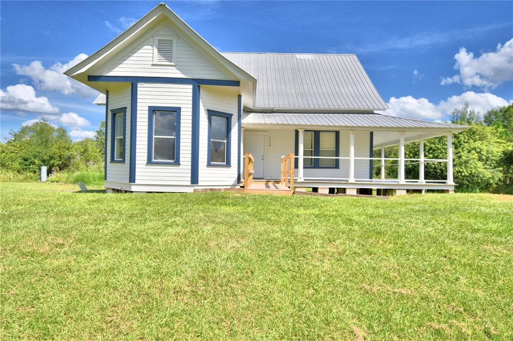 1776 DOC LINDSEY ROAD FORT MEADE, FL 33841
