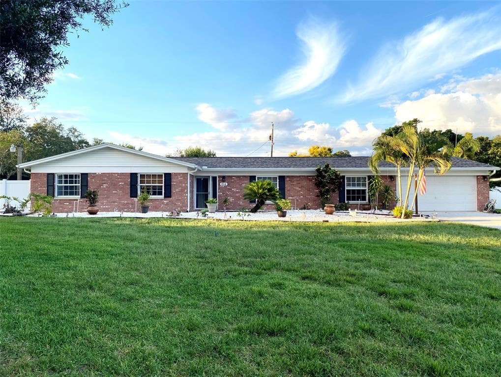 614 MARPHIL LOOP BRANDON, FL 33511