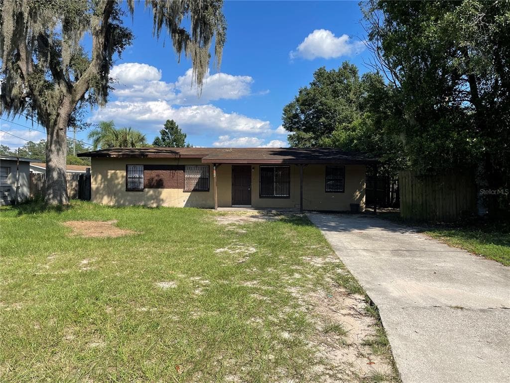 10935 N ASTER AVENUE TAMPA, FL 33612
