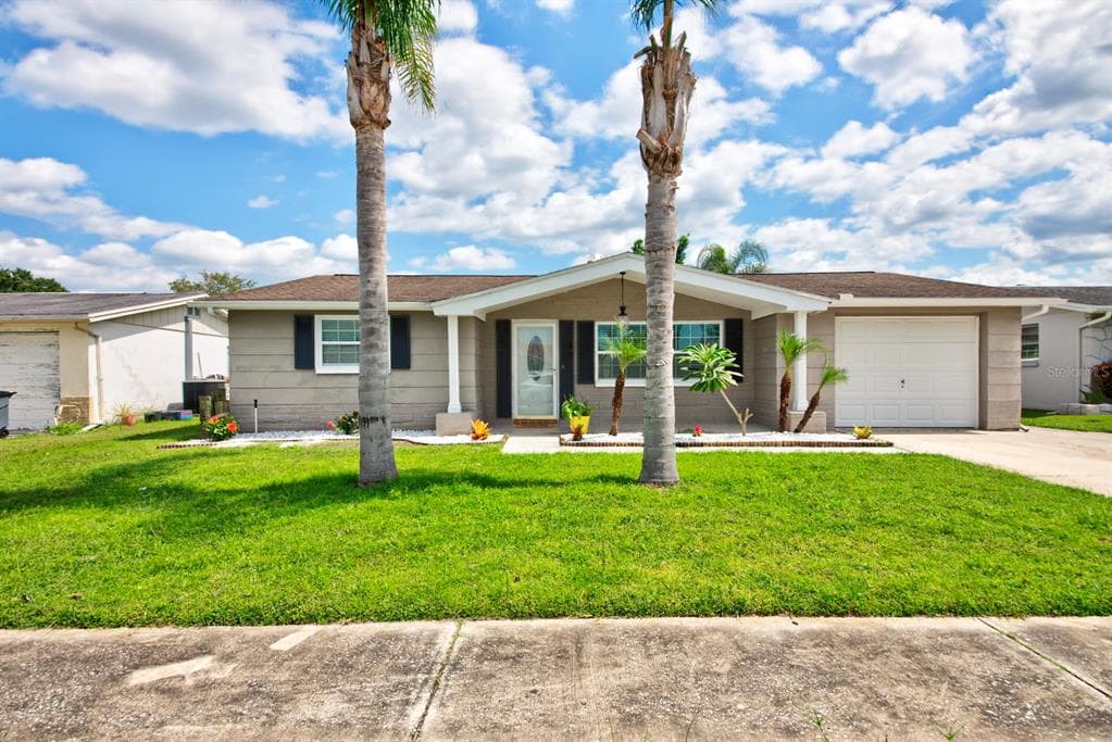 1136 GRAND BOULEVARD HOLIDAY, FL 34690