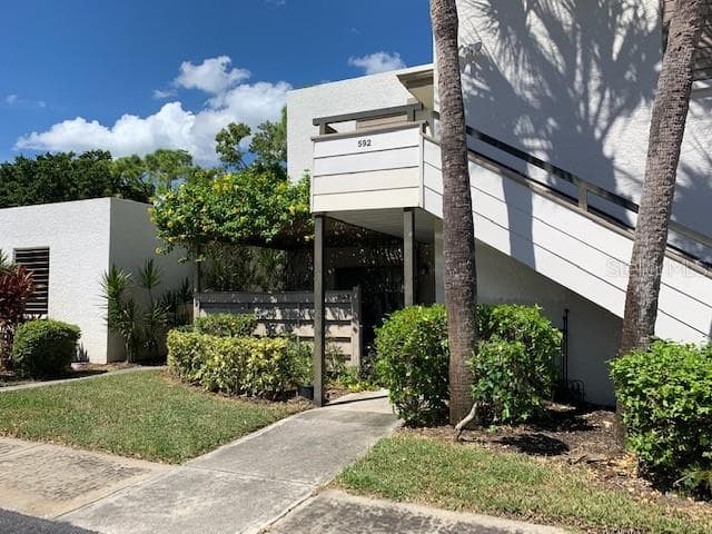 593 LAKESIDE DRIVE UNIT 593 BRADENTON, FL 34210