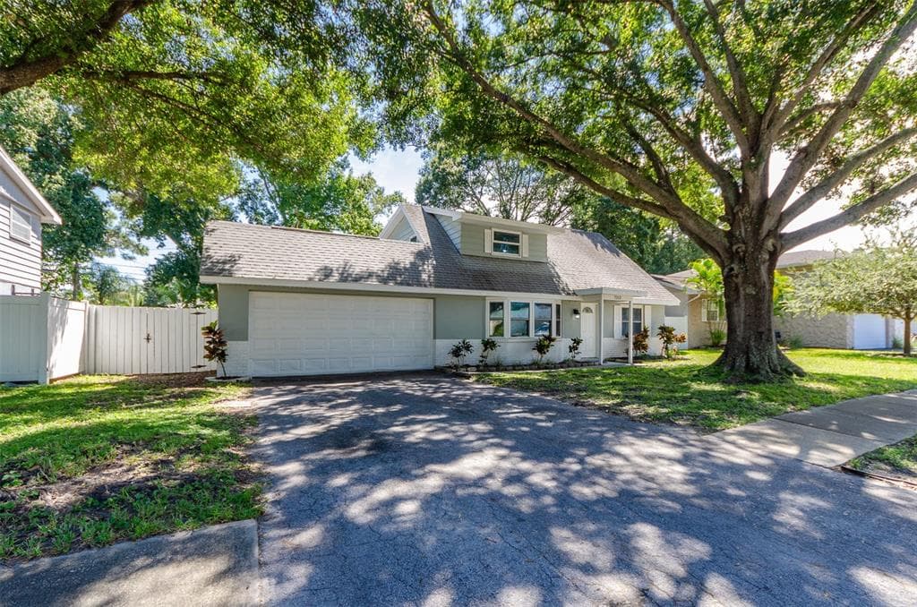 7212 AMHURST WAY CLEARWATER, FL 33764