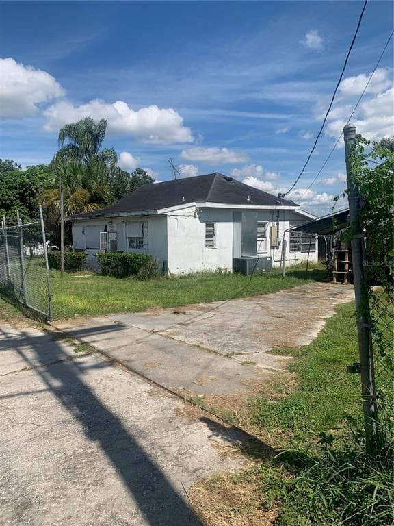 2520 LAKE ALFRED ROAD WINTER HAVEN, FL 33881