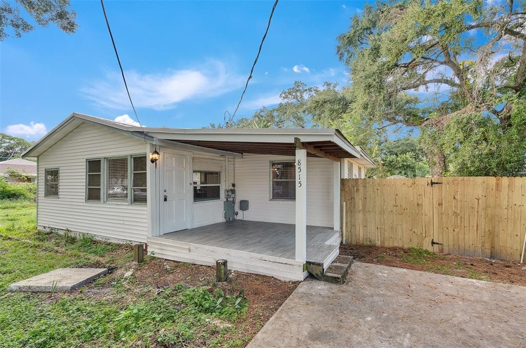 8515 PATSY STREET TAMPA, FL 33615