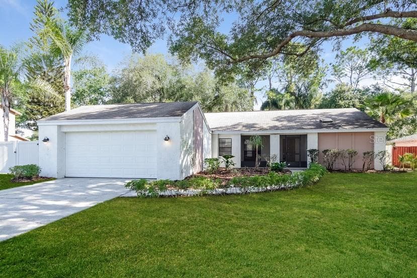 4615 DEERWALK AVENUE TAMPA, FL 33624