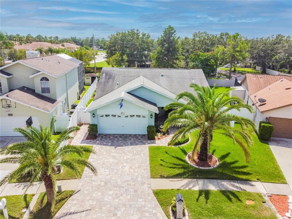 1237 BARMERE LANE BRANDON, FL 33511