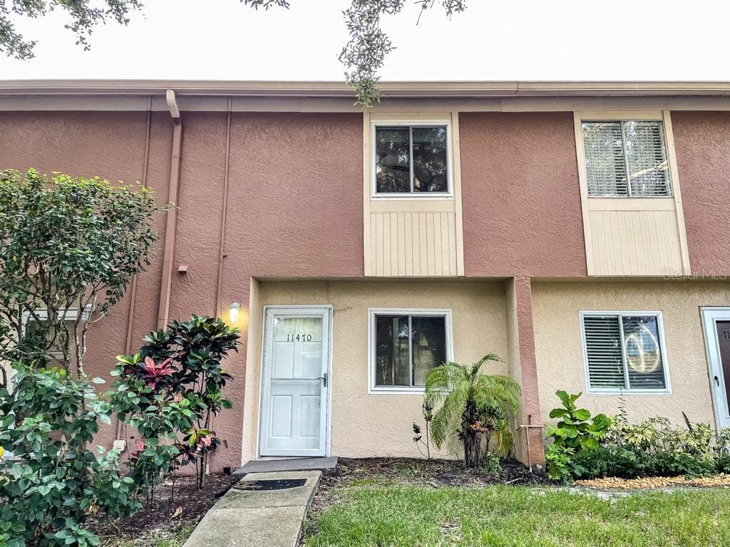 11470 BAY STREET NE UNIT 11470 ST PETERSBURG, FL 33716