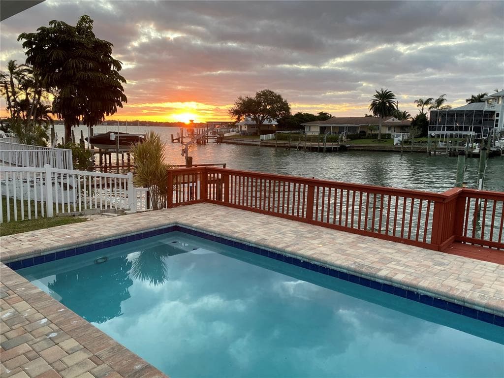 441 PALM ISLAND NE CLEARWATER, FL 33767