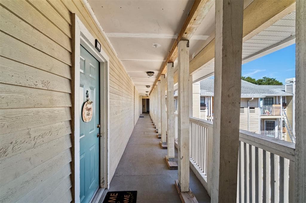 1000 W HORATIO STREET UNIT 332 TAMPA, FL 33606