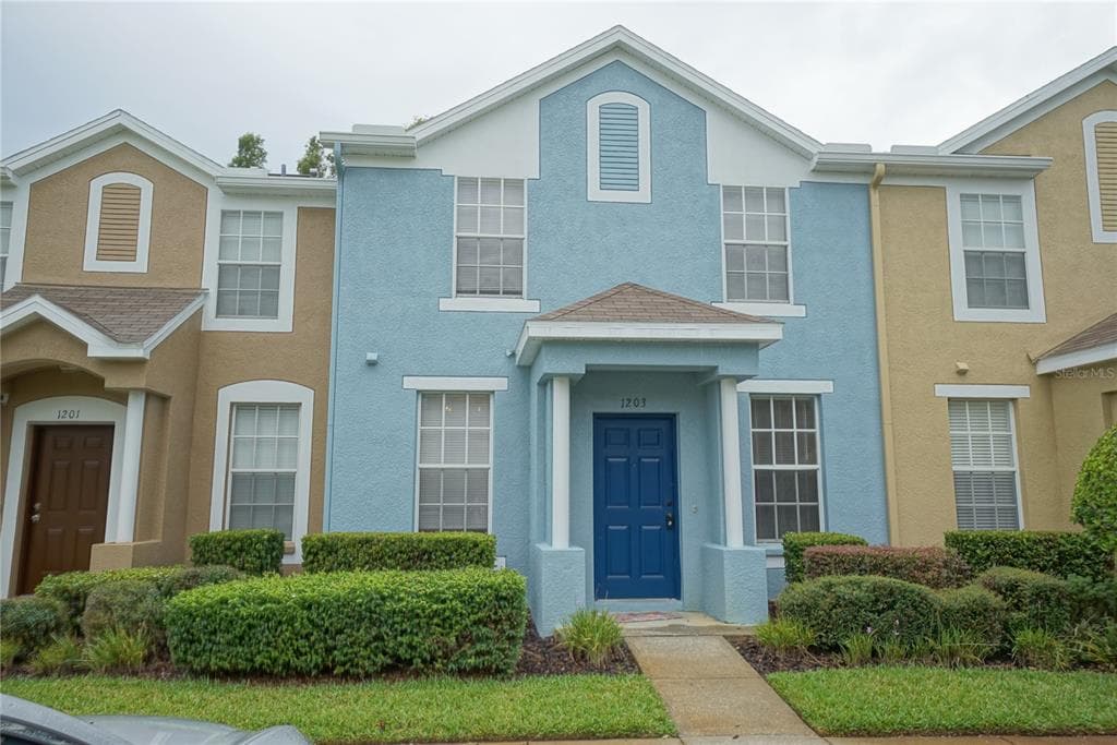 1203 BARONSCOURT DRIVE WESLEY CHAPEL, FL 33543