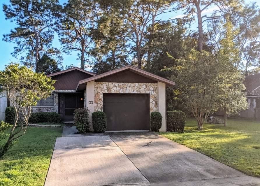 37 CHINABERRY CIRCLE HOMOSASSA, FL 34446