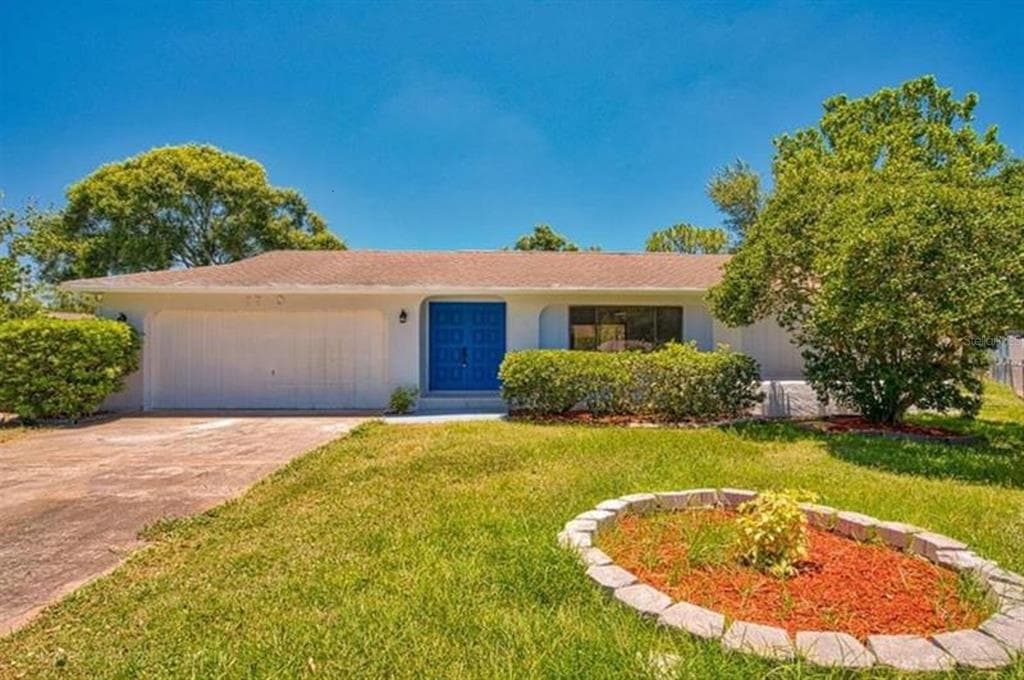 7720 GIBRALTER COURT N ST PETERSBURG, FL 33709