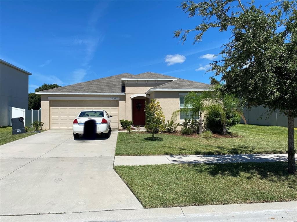 10625 STANDING STONE DRIVE WIMAUMA, FL 33598