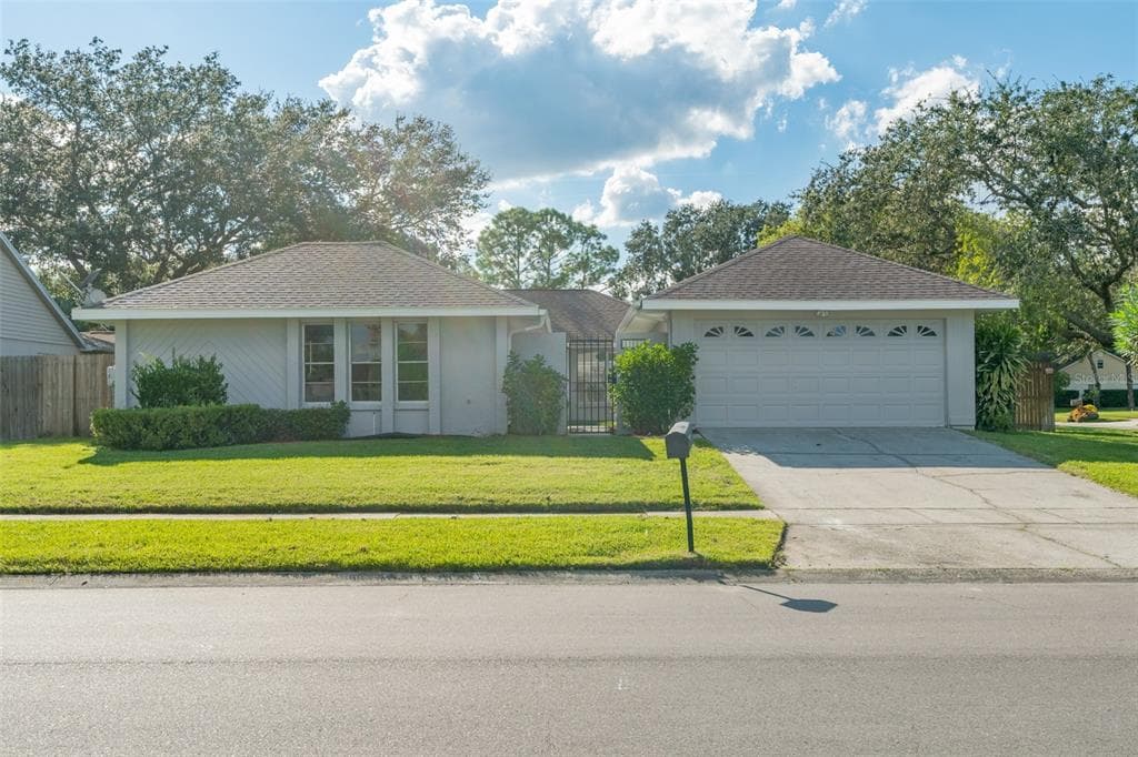 15114 LYNX DRIVE TAMPA, FL 33624