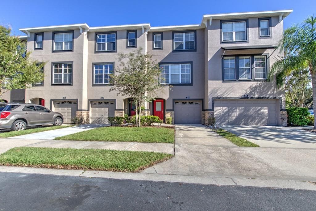 2503 MIDDLETON GROVE DRIVE BRANDON, FL 33511