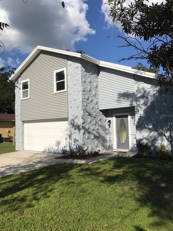 2216 SHERBROOK DRIVE VALRICO, FL 33594
