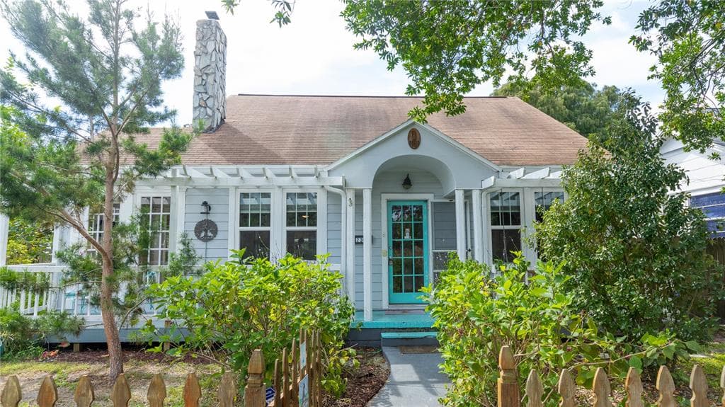 2300 6TH AVENUE N ST PETERSBURG, FL 33713