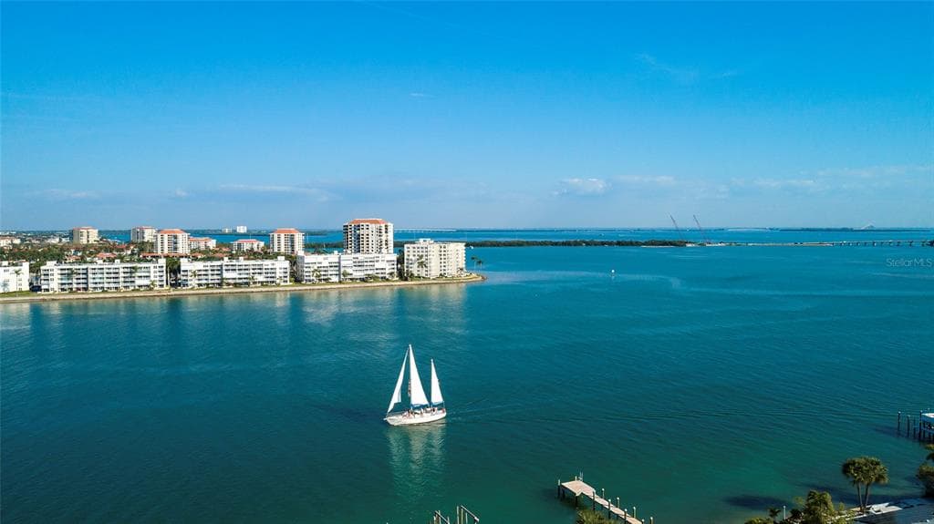 6083 BAHIA DEL MAR CIRCLE UNIT 261 ST PETERSBURG, FL 33715
