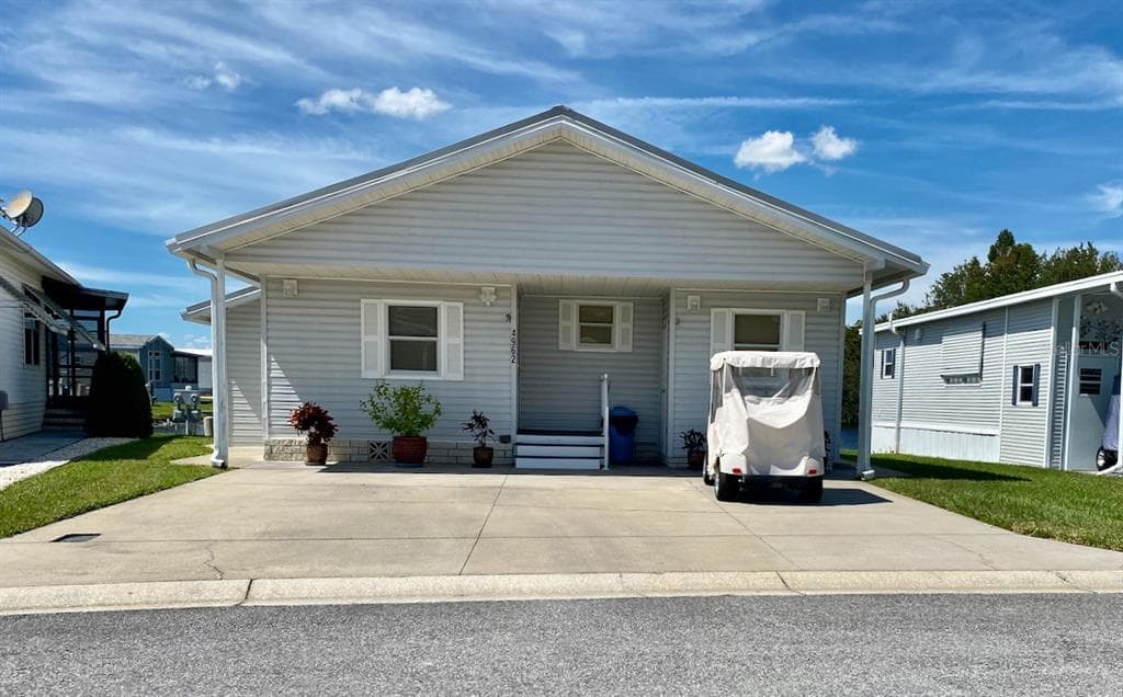 4962 BRITNI WAY UNIT 89 ZEPHYRHILLS, FL 33541