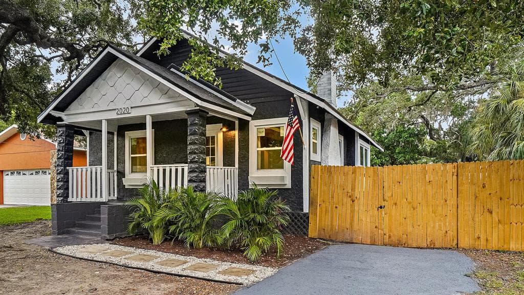 2020 WALTON STREET S ST PETERSBURG, FL 33712