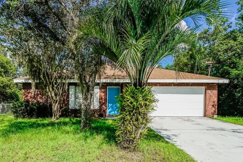 9811 N CONNECHUSETT ROAD TAMPA, FL 33617