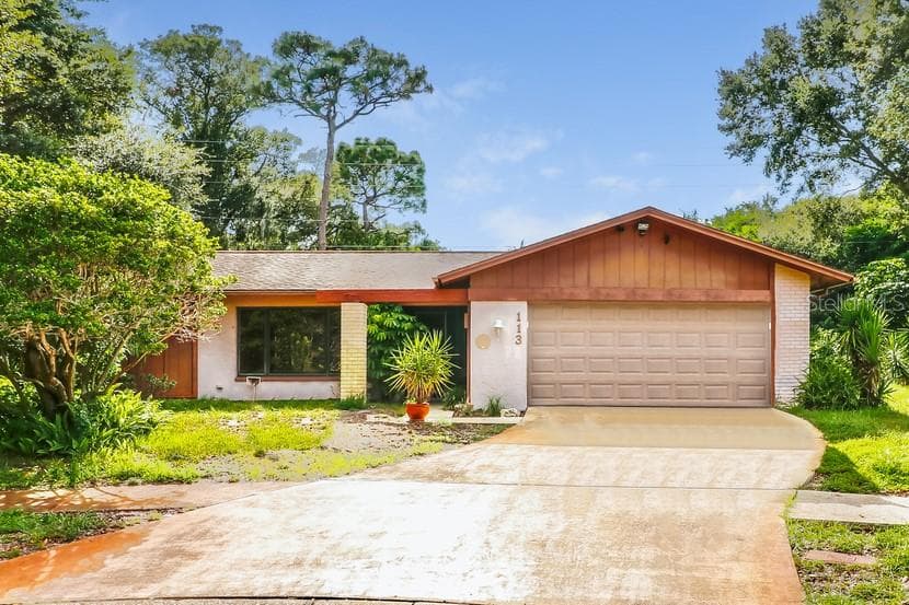 113 TIMBER CIRCLE SAFETY HARBOR, FL 34695