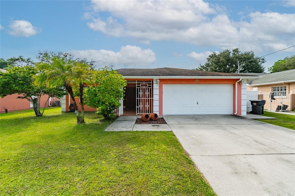 7204 N CHURCH AVENUE TAMPA, FL 33614