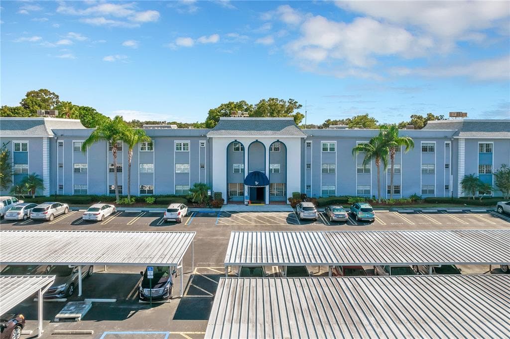 1706 BELLEAIR FOREST DRIVE UNIT 316 BELLEAIR, FL 33756
