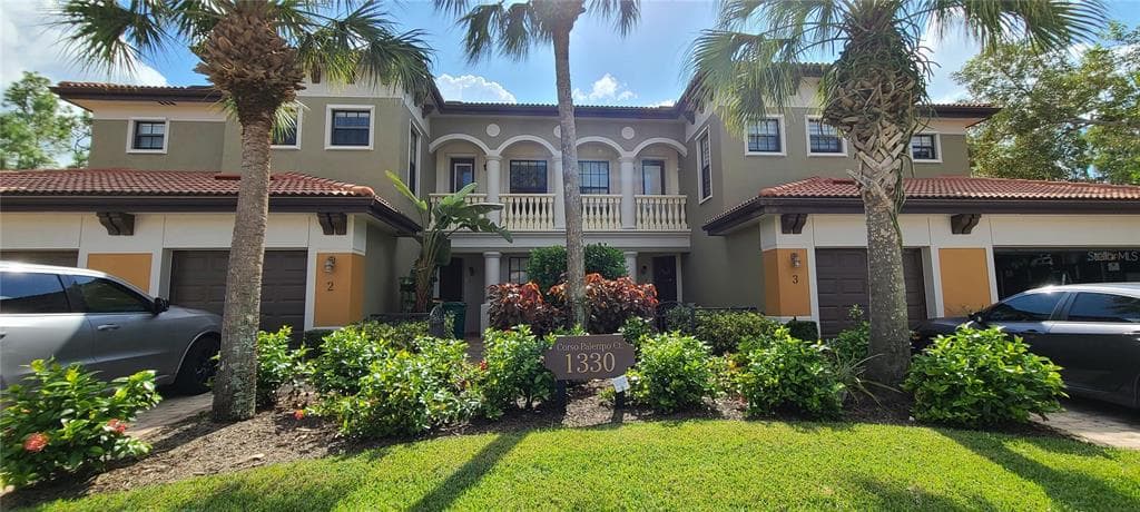 1330 CORSO PALERMO COURT UNIT 2 NAPLES, FL 34105