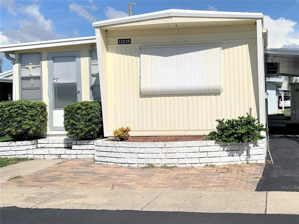 11215 101ST WAY UNIT 121 LARGO, FL 33773