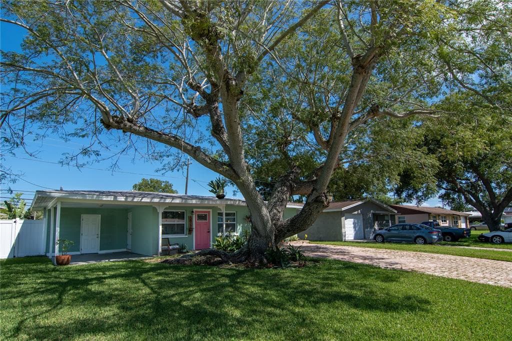 3815 14TH AVENUE SE LARGO, FL 33771