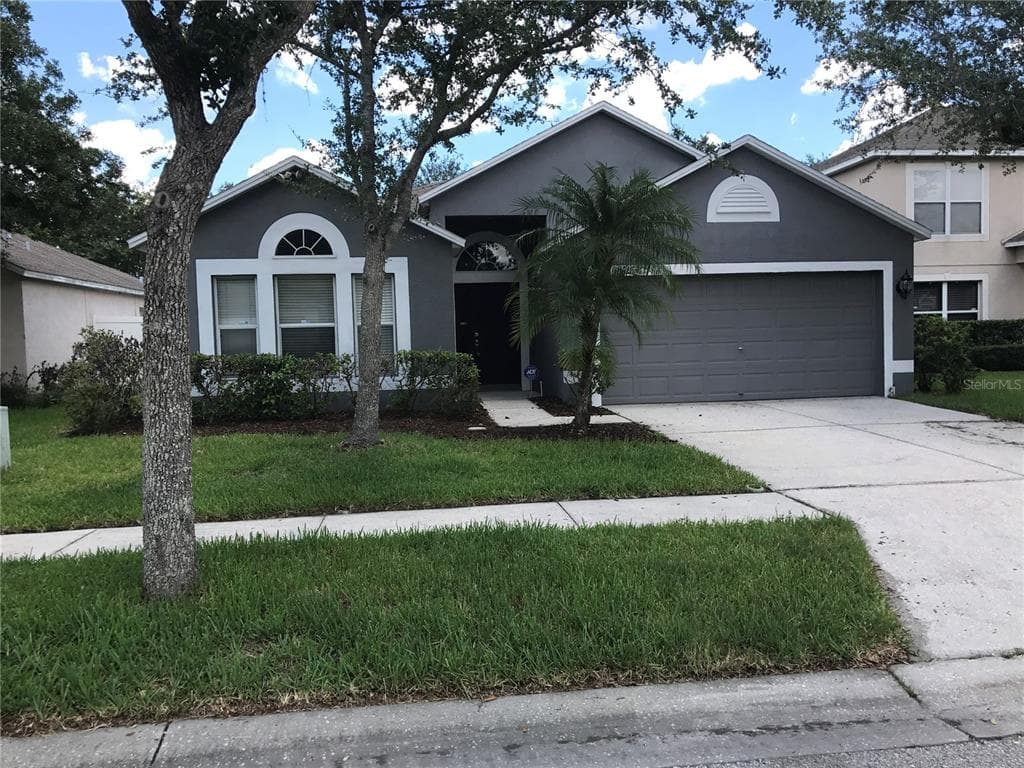 8232 STOCKTON WAY TAMPA, FL 33647
