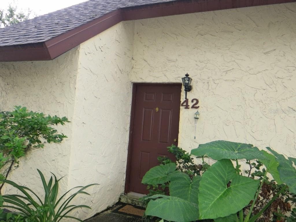12310 TOUCHTON DR UNIT 42 TAMPA, FL 33617