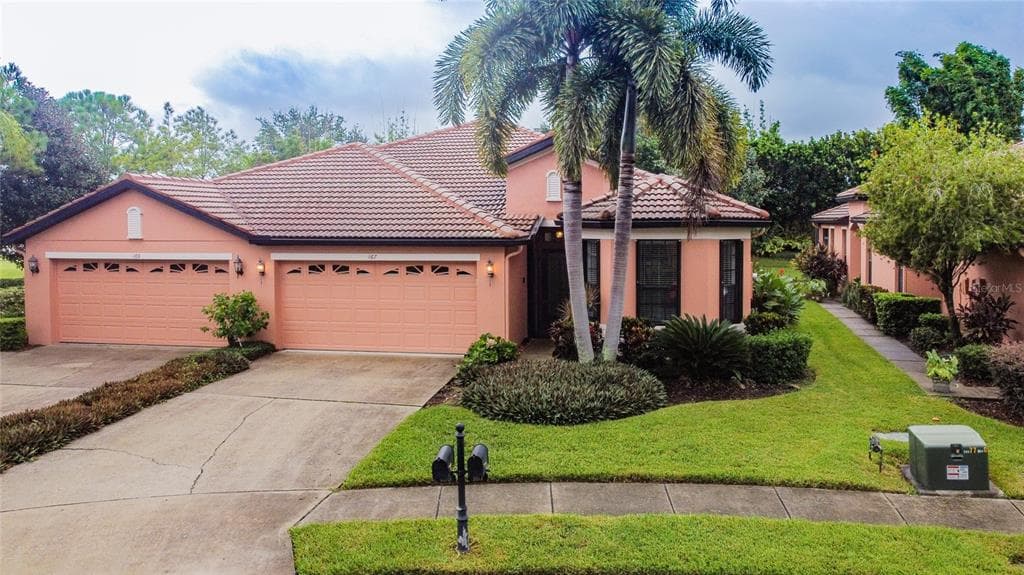 167 SHELL FALLS DRIVE APOLLO BEACH, FL 33572