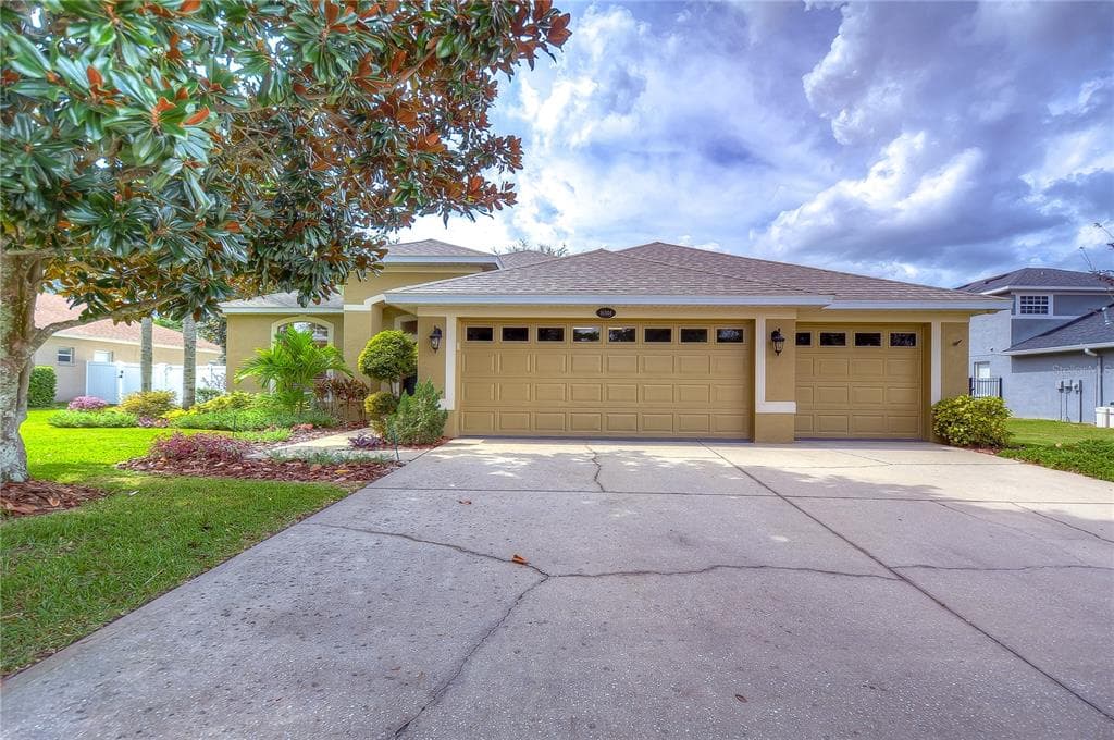 16504 BOTANCIA PLACE LUTZ, FL 33558