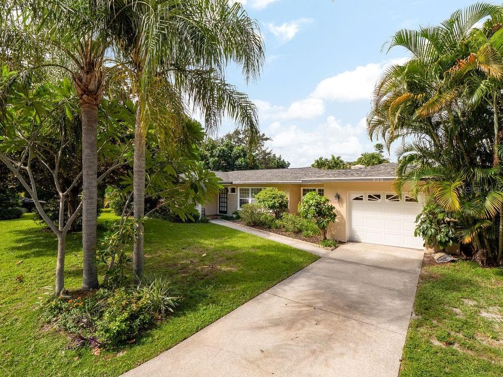 808 SEVARD AVENUE CLEARWATER, FL 33764