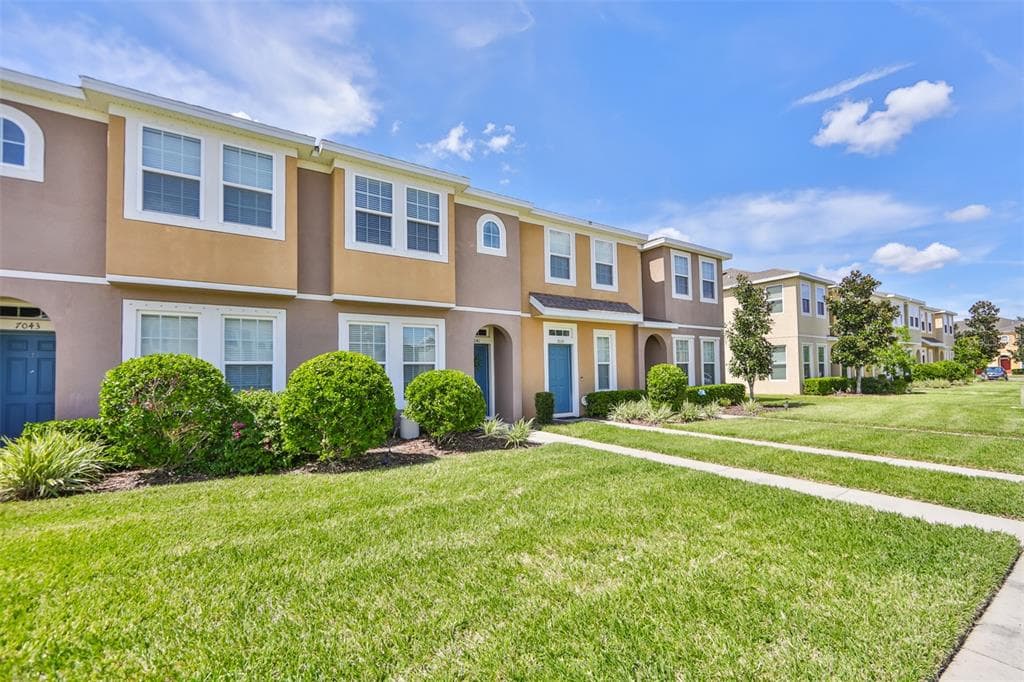 7041 SPOTTED DEER PLACE RIVERVIEW, FL 33578
