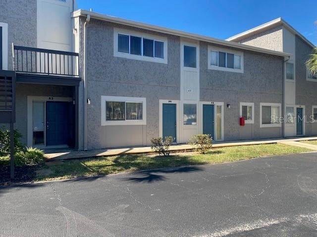 6301 NEWTOWN CIRCLE UNIT 1A3 TAMPA, FL 33615