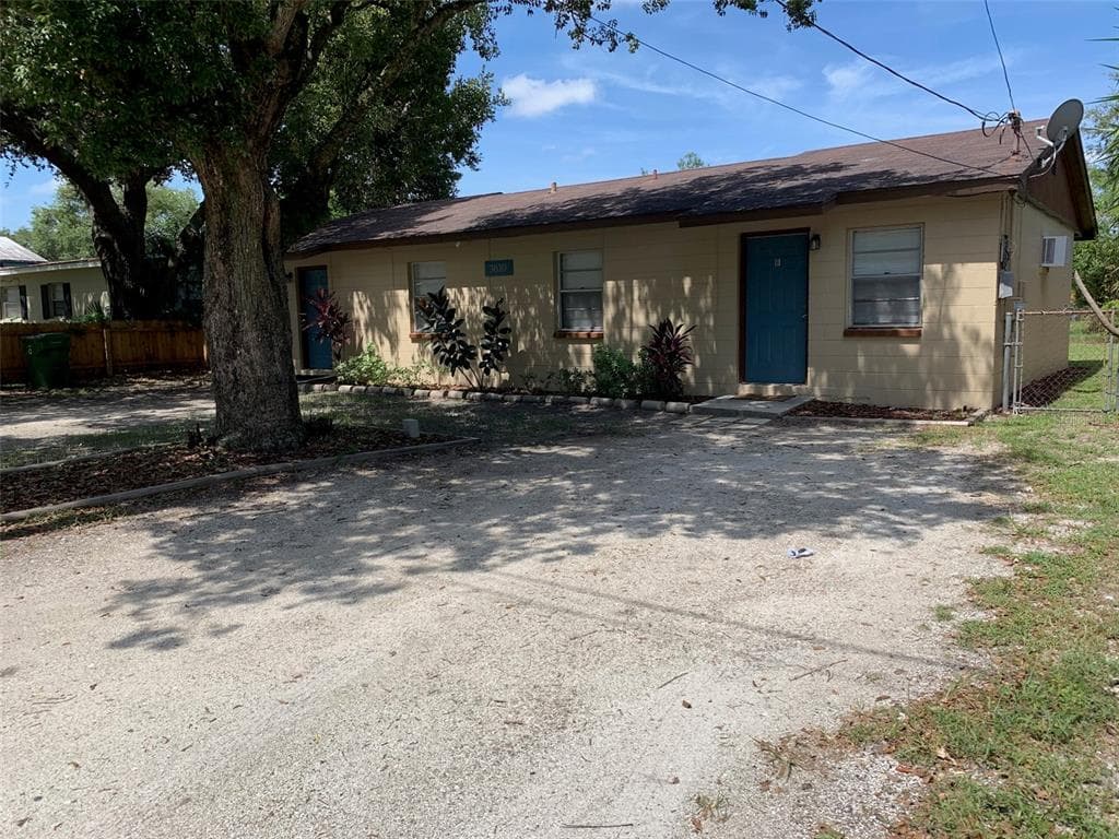 3610 PHILLIPS STREET TAMPA, FL 33619